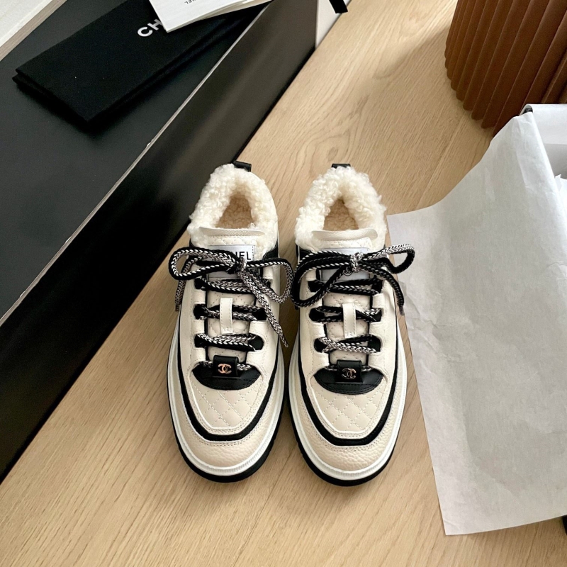 Ch**el sneakers